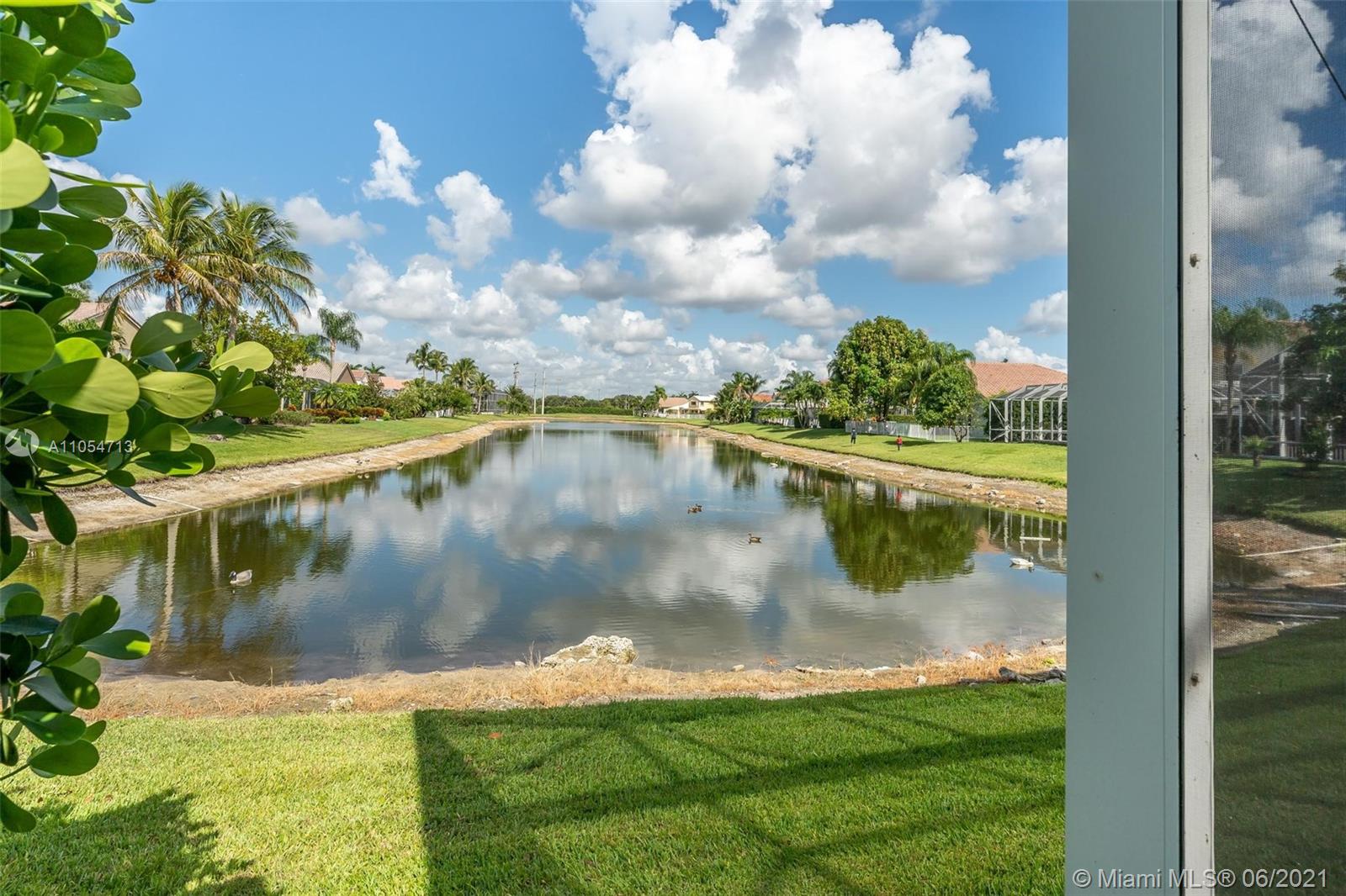 19489 Preserve Drive Boca Raton, FL 33498 - Photo 5 of 43