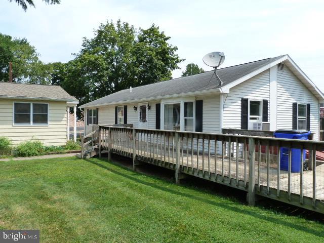 737 Park Road Hagerstown, MD 21740 - Photo 1 of 23 Gallery Image 1