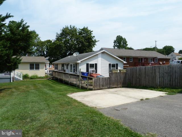 737 Park Road Hagerstown, MD 21740 - Photo 5 of 23 Alley access to the off street parking