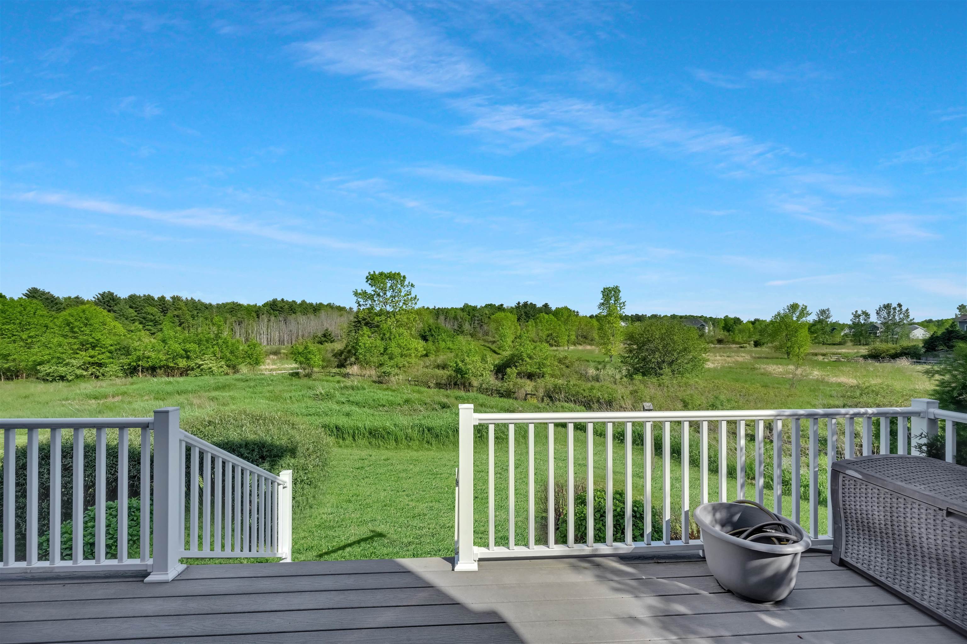 86 North Jefferson Road South Burlington, VT 05403 - Photo 4 of 60