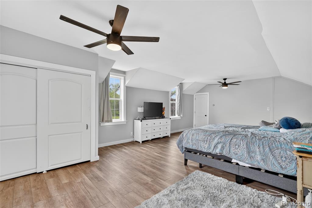 6235 Flushing Road Flushing, MI 48433 - Photo 21 of 58