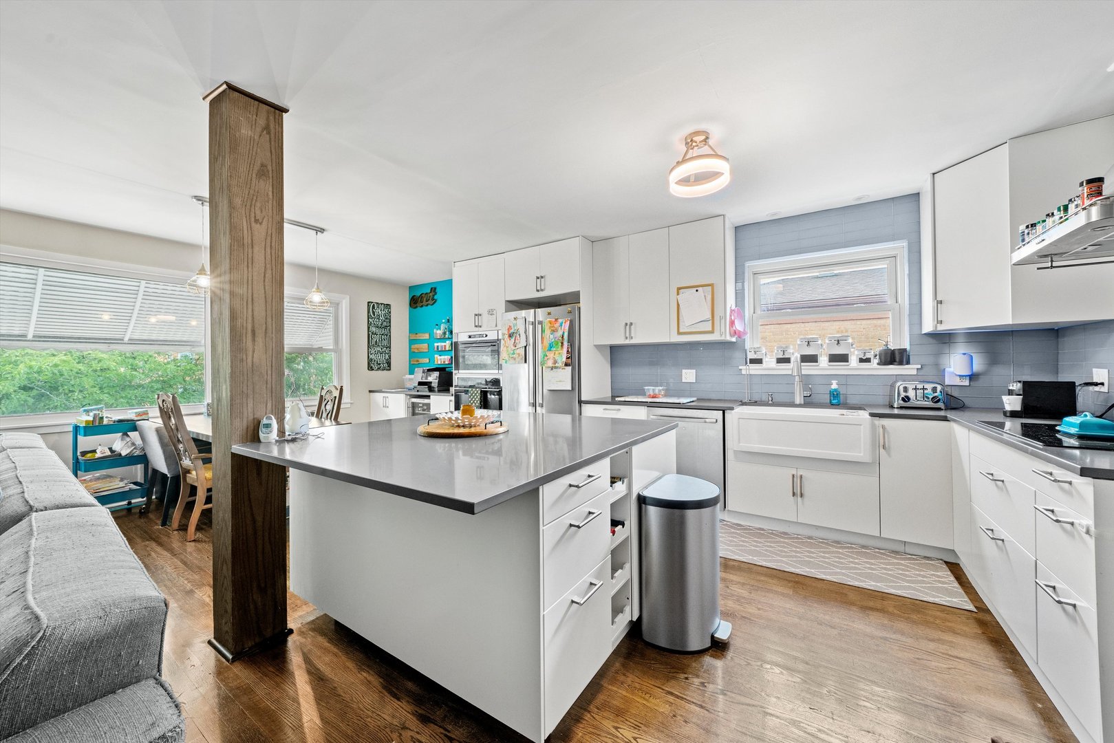 8819 North Wisner Street, Unit 2 Niles, IL 60714 - Photo 4 of 22 a kitchen with a sink and cabinets
