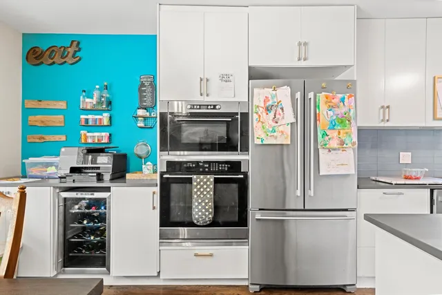 $2,900 | 8819 North Wisner Street, Unit 2, Niles, IL 60714