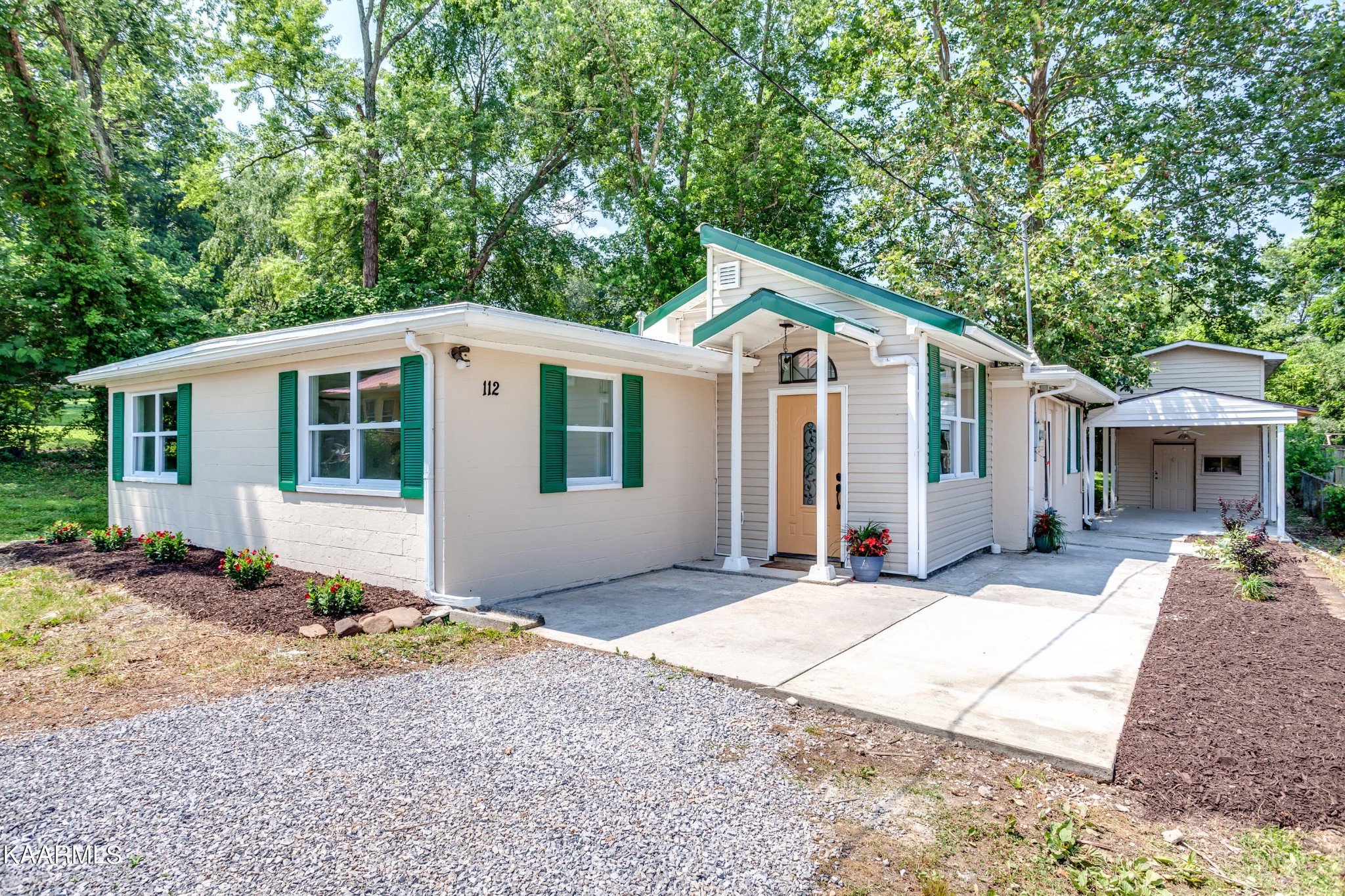 112 Manchester Road Oak Ridge, TN 37830 - Photo 1 of 37 Gallery Image 1