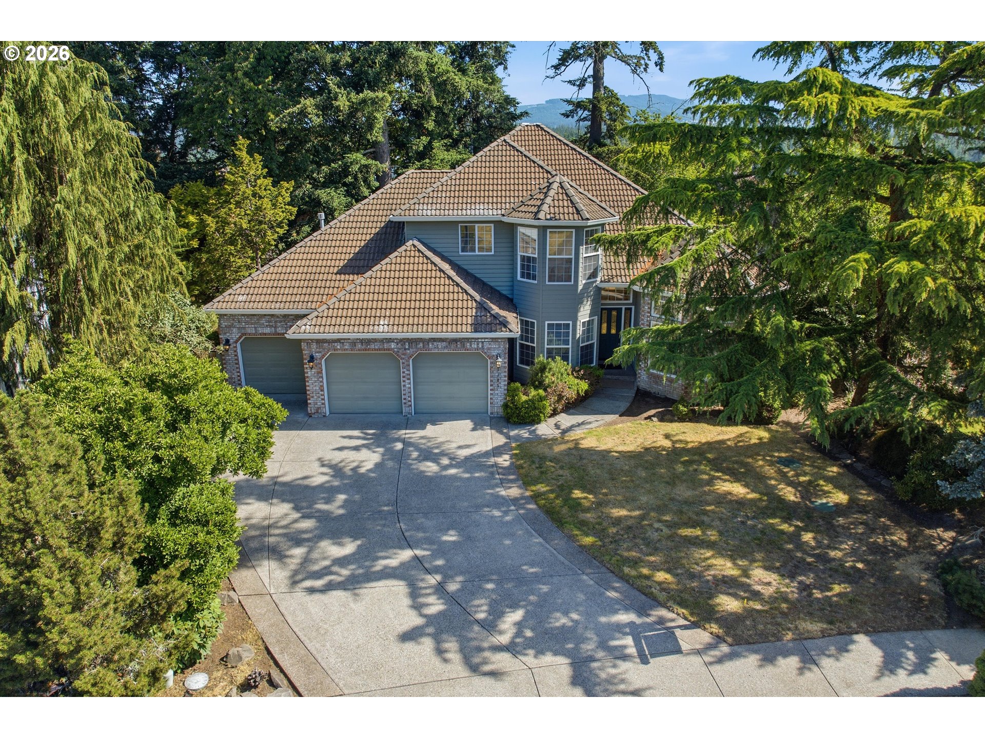 2125 Northwest 47th Avenue Camas, WA 98607 - Photo 5 of 41 Living Room/Entrance