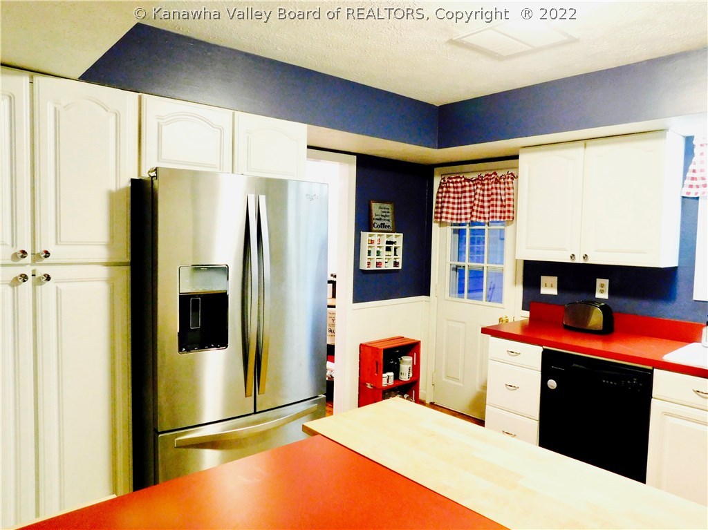 7 Hampton Drive Winfield, WV 25213 - Photo 11 of 30 Gallery Image 11