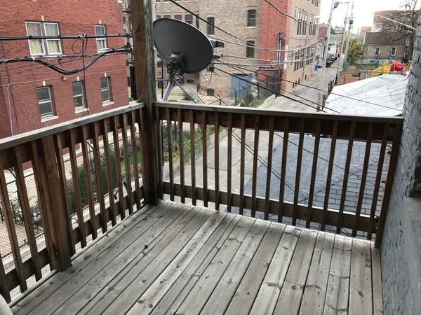 $1,285 | 2215 South Albany Avenue, Unit 1RB, Chicago, IL 60623