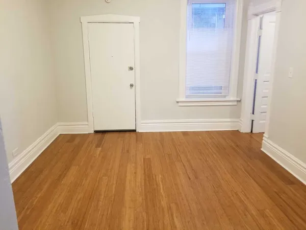 $1,285 | 2215 South Albany Avenue, Unit 1RB, Chicago, IL 60623