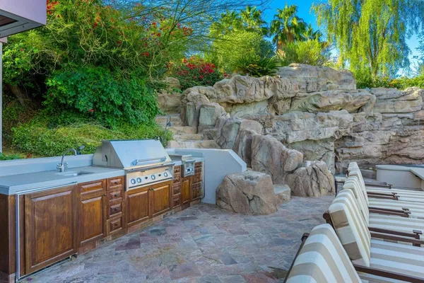 $11,500,000 | 100 Lantana, Palm Desert, CA 92260