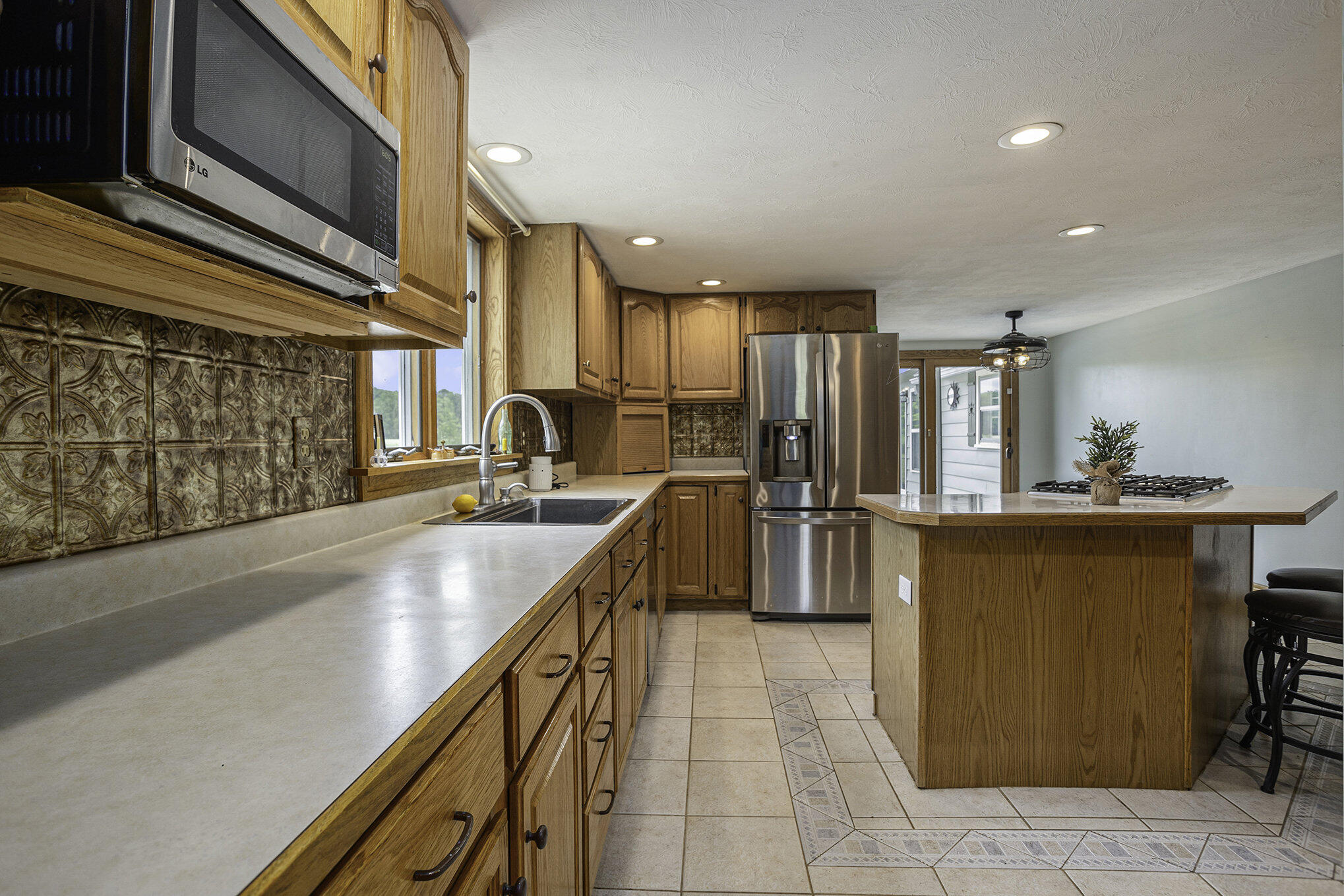 4205 Fruin Road Bellevue, MI 49021 - Photo 8 of 31 006_4250_fruin_rd_bellevue_mi_49021-9