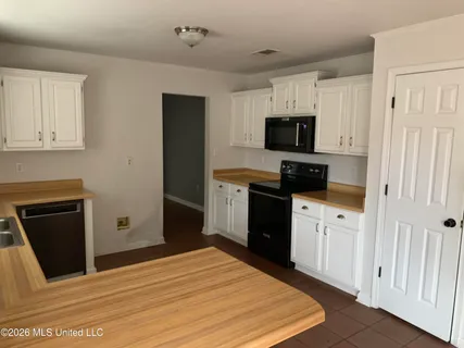 $199,000 | 606 Beyer Drive, Bay St. Louis, MS 39520