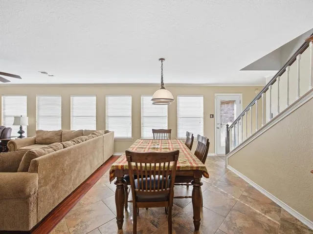 $550,000 | 3428 Pembroke Place, Bedford, TX 76021