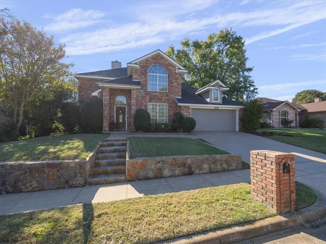 $550,000 | 3428 Pembroke Place, Bedford, TX 76021