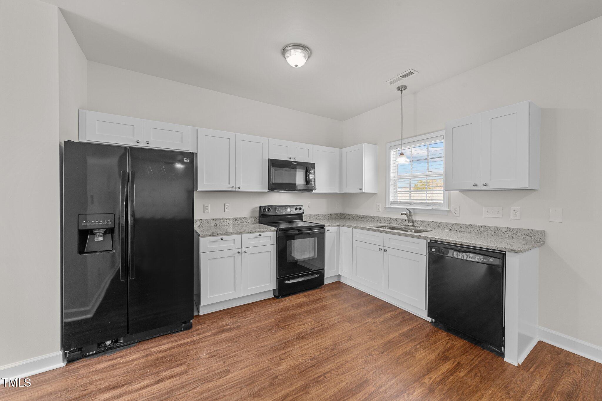 7041 Spanglers Spring Way Raleigh, NC 27610 - Photo 13 of 44 22-web-or-mls-VB4A7262
