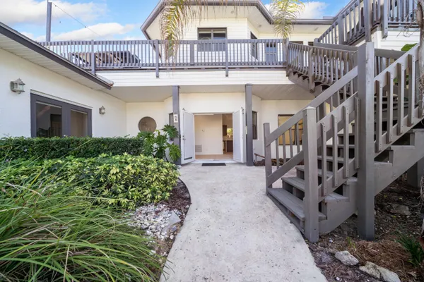 $5,450 | 21 Oceanview Drive, Unit C, Ocean Ridge, FL 33435
