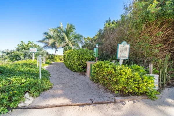 $5,450 | 21 Oceanview Drive, Unit C, Ocean Ridge, FL 33435