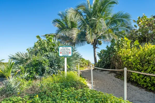 $5,450 | 21 Oceanview Drive, Unit C, Ocean Ridge, FL 33435