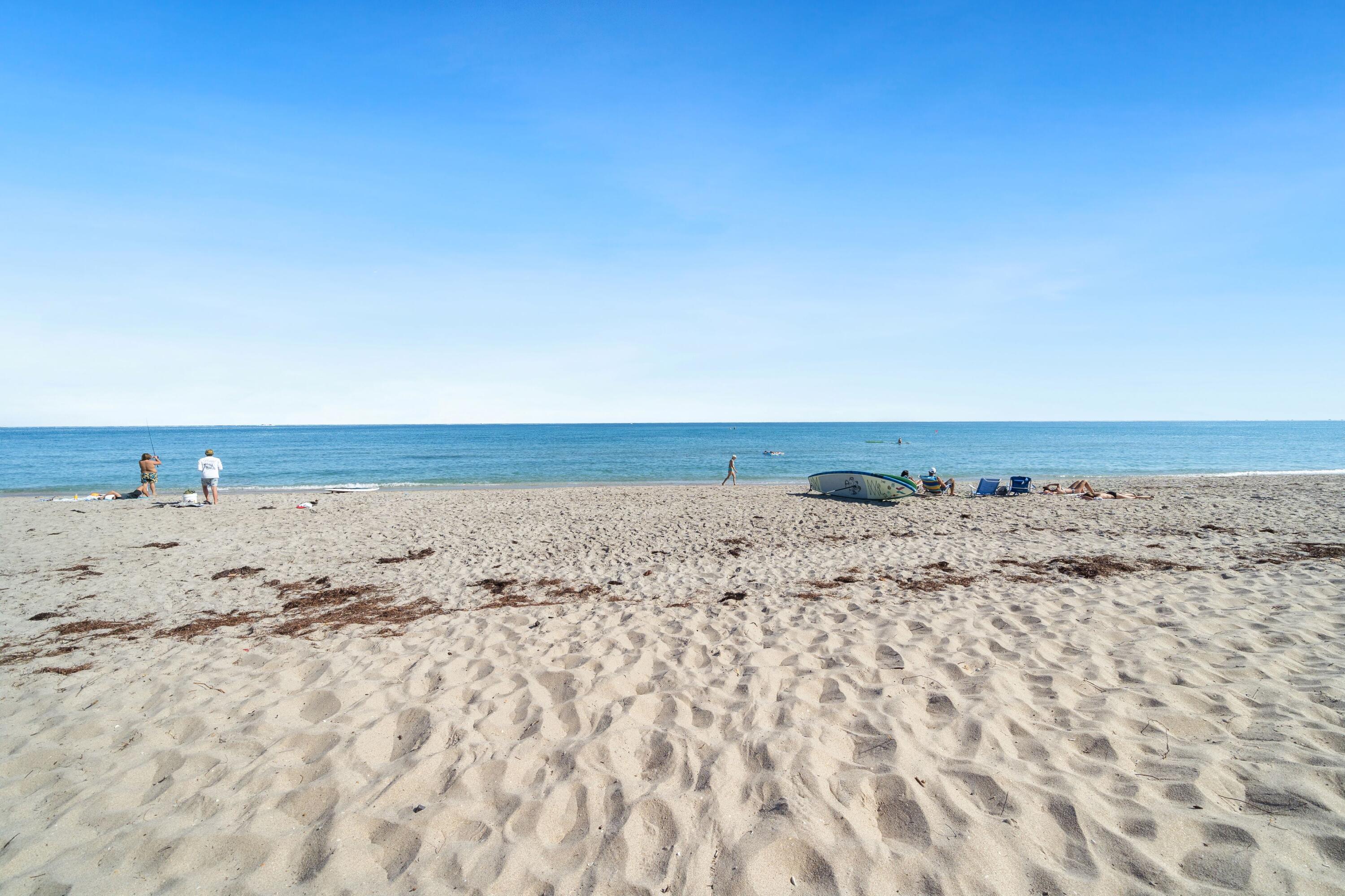 21 Oceanview Drive, Unit C Ocean Ridge, FL 33435 - Photo 15 of 30 009_21_Oceanview_Dr_A_362563_679685