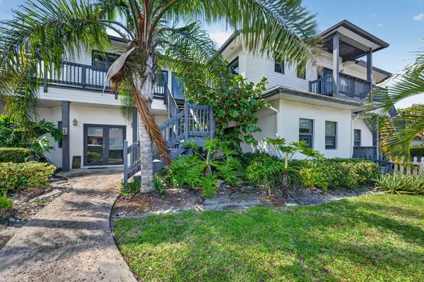 $5,450 | 21 Oceanview Drive, Unit C, Ocean Ridge, FL 33435
