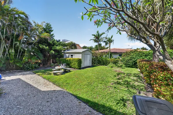 $5,450 | 21 Oceanview Drive, Unit C, Ocean Ridge, FL 33435