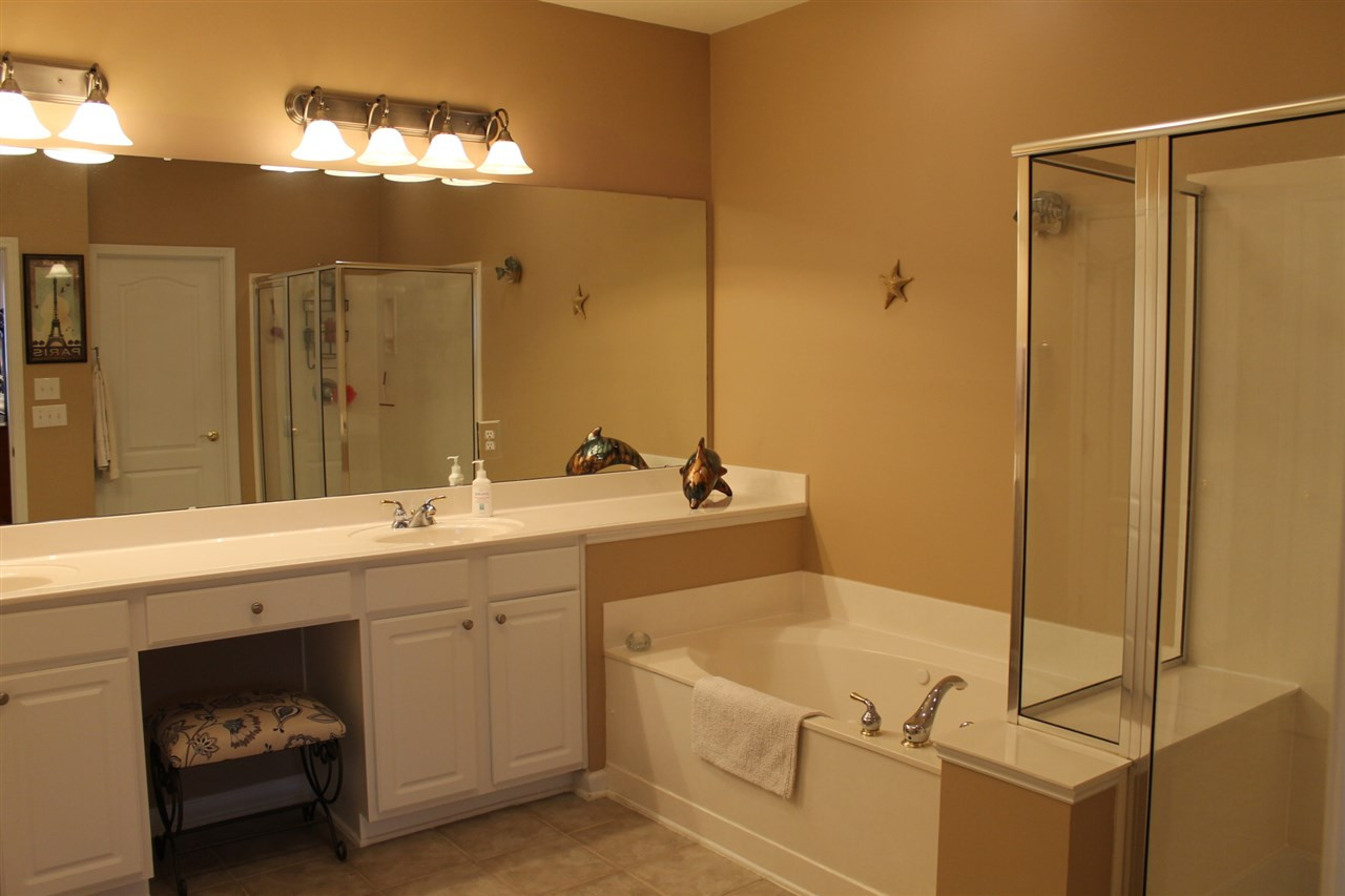 7710 Del Monte Drive Raleigh, NC 27613 - Photo 16 of 25 Photo 16