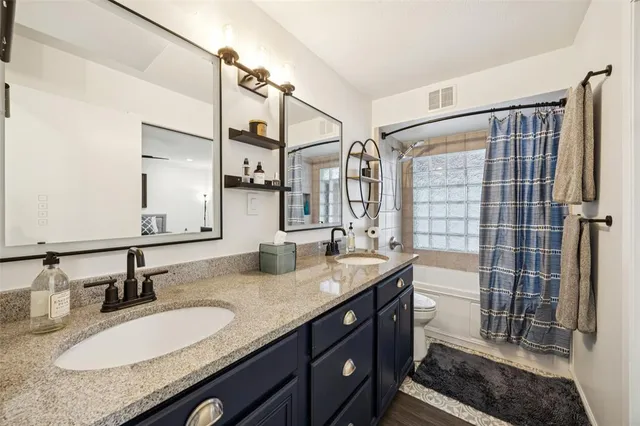 $449,900 | 1711 Acorn Drive, Euless, TX 76039