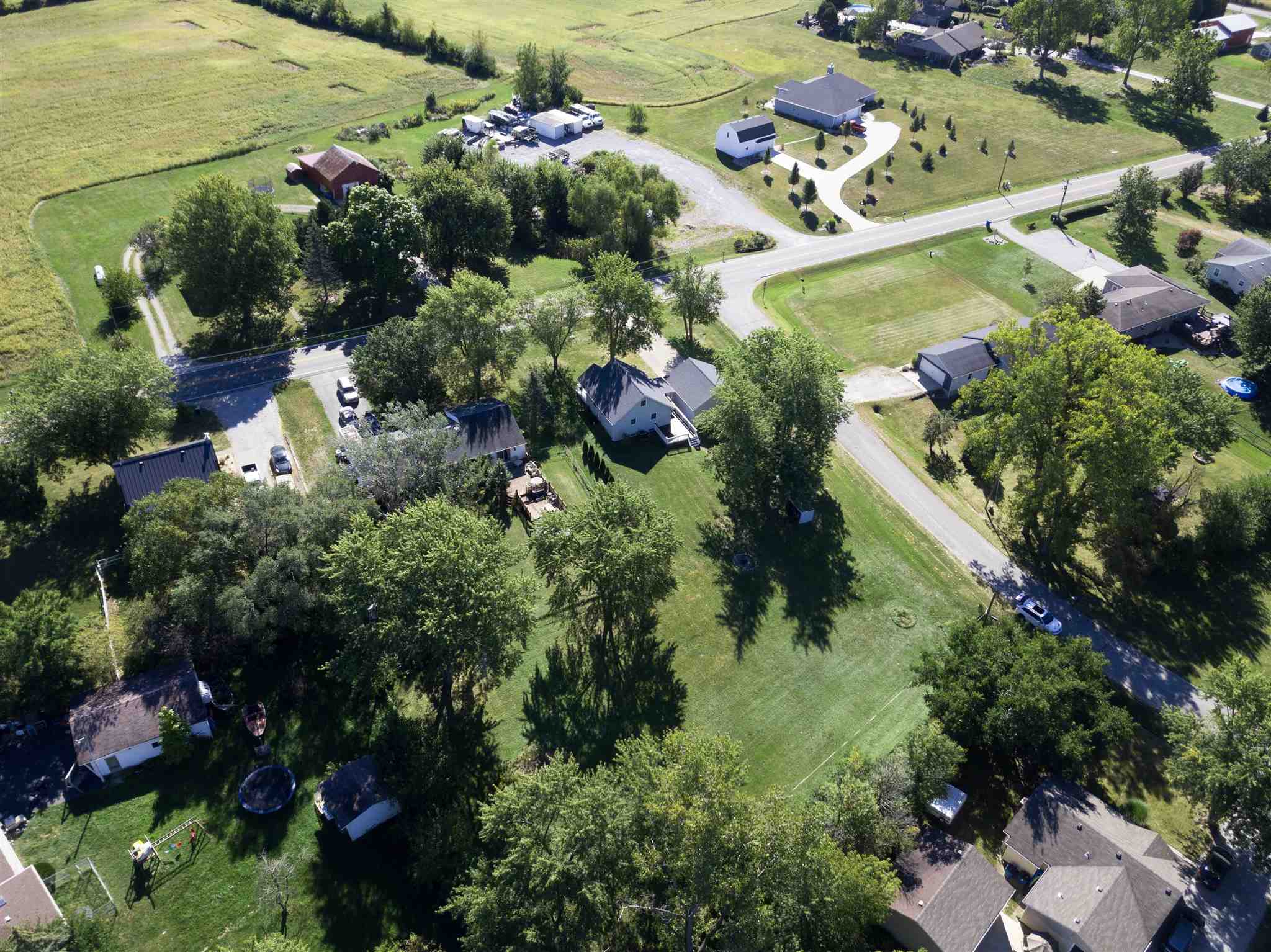 15205 Auburn Road Fort Wayne, IN 46845 - Photo 11 of 34