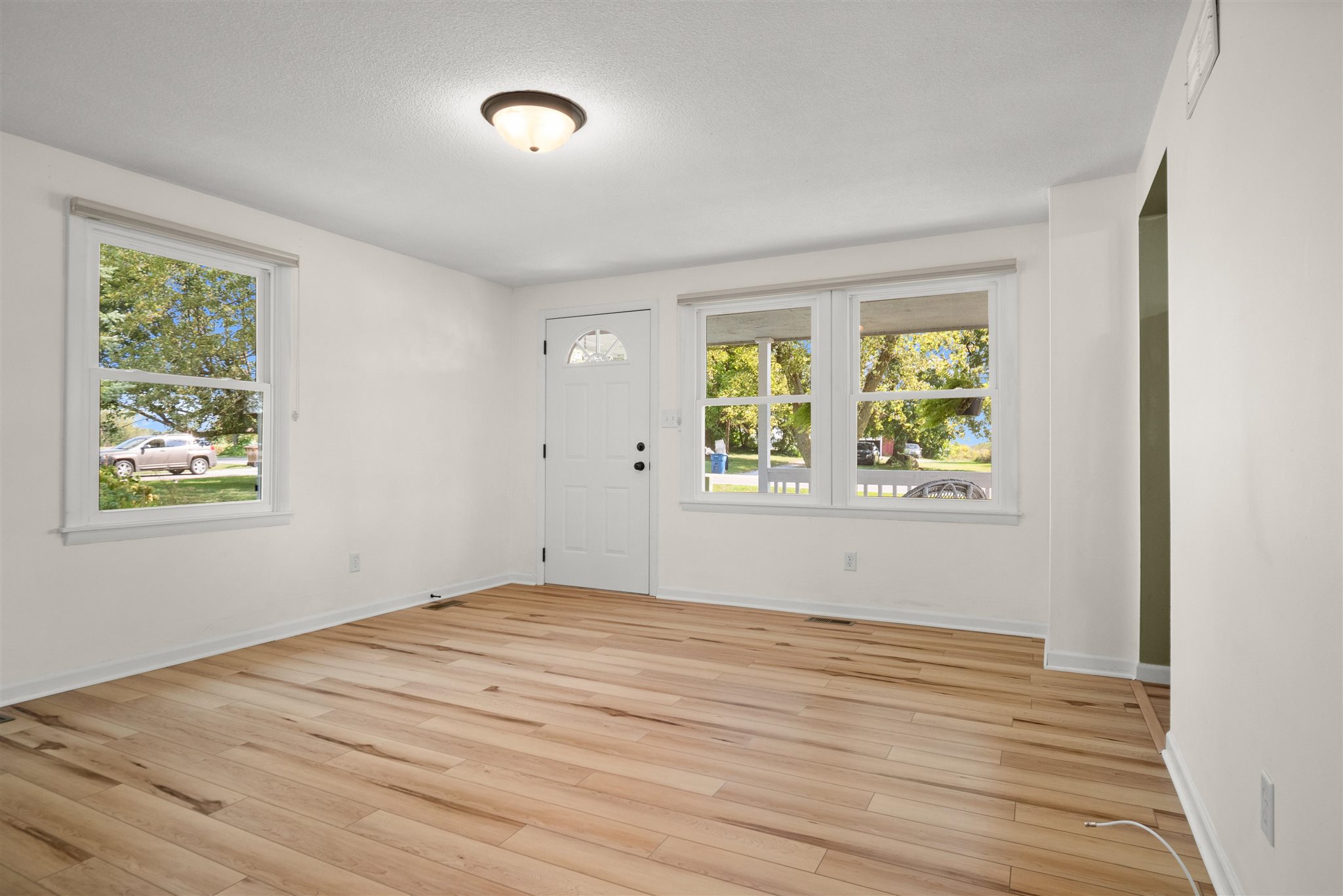 15205 Auburn Road Fort Wayne, IN 46845 - Photo 16 of 34