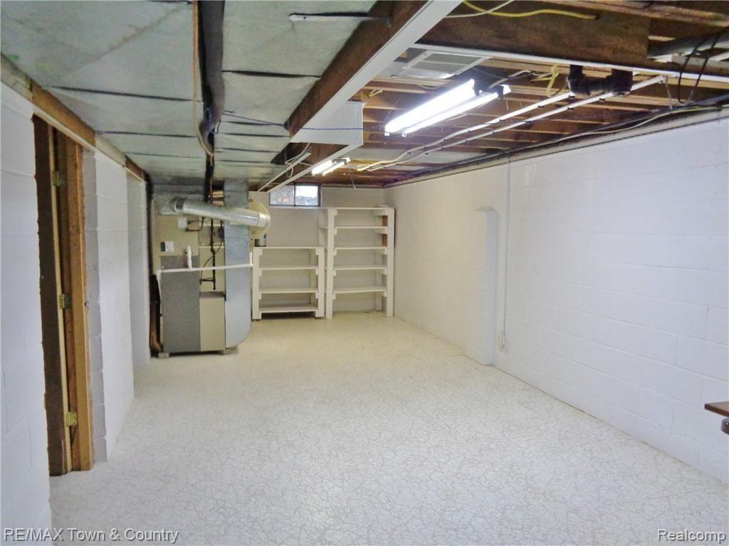 3007 Miller Road Flint, MI 48503 - Photo 29 of 40 DSC00727.JPG
