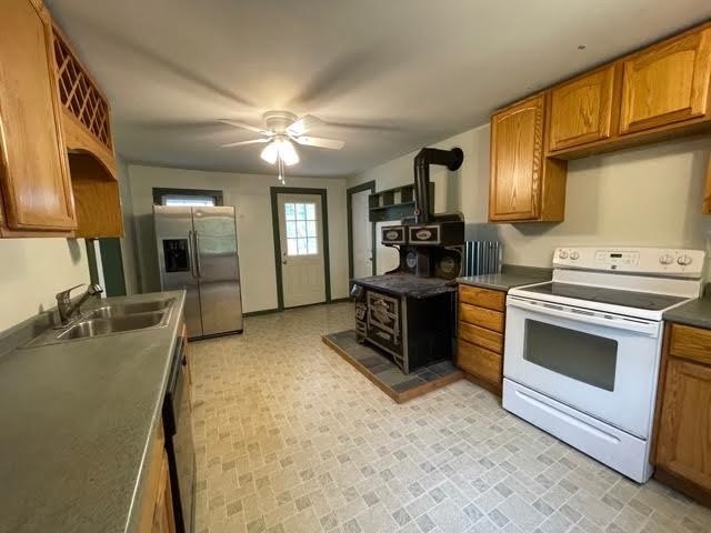 1142 Witchcat Road Bakersfield, VT 05450 - Photo 4 of 34