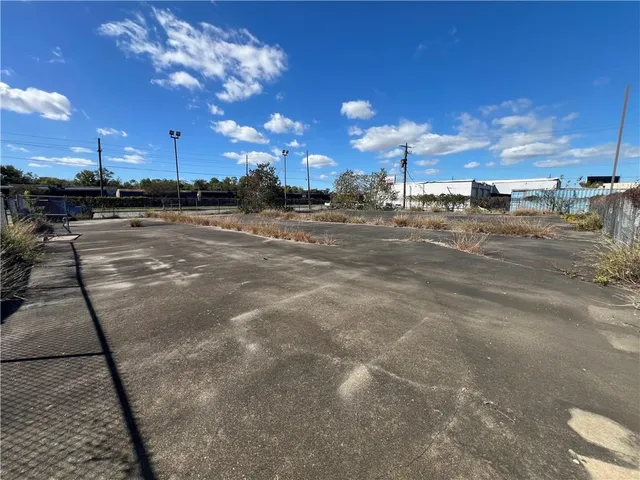 $175,000 | 7431 West St Bernard Highway, Arabi, LA 70032