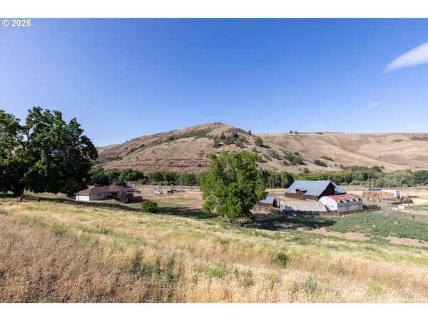 $7,250,000 | 1056 Rock Creek Road, Roosevelt, WA 99356