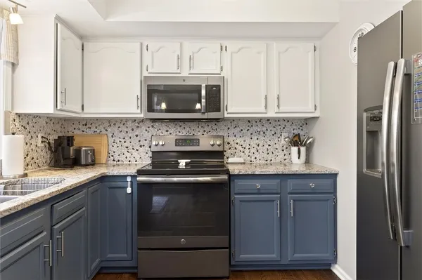 $349,900 | 4055 South Fancher Road, Clarendon, NY 14470