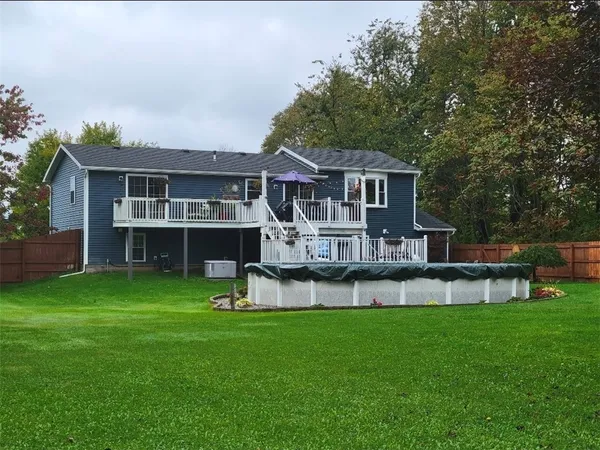 $349,900 | 4055 South Fancher Road, Clarendon, NY 14470