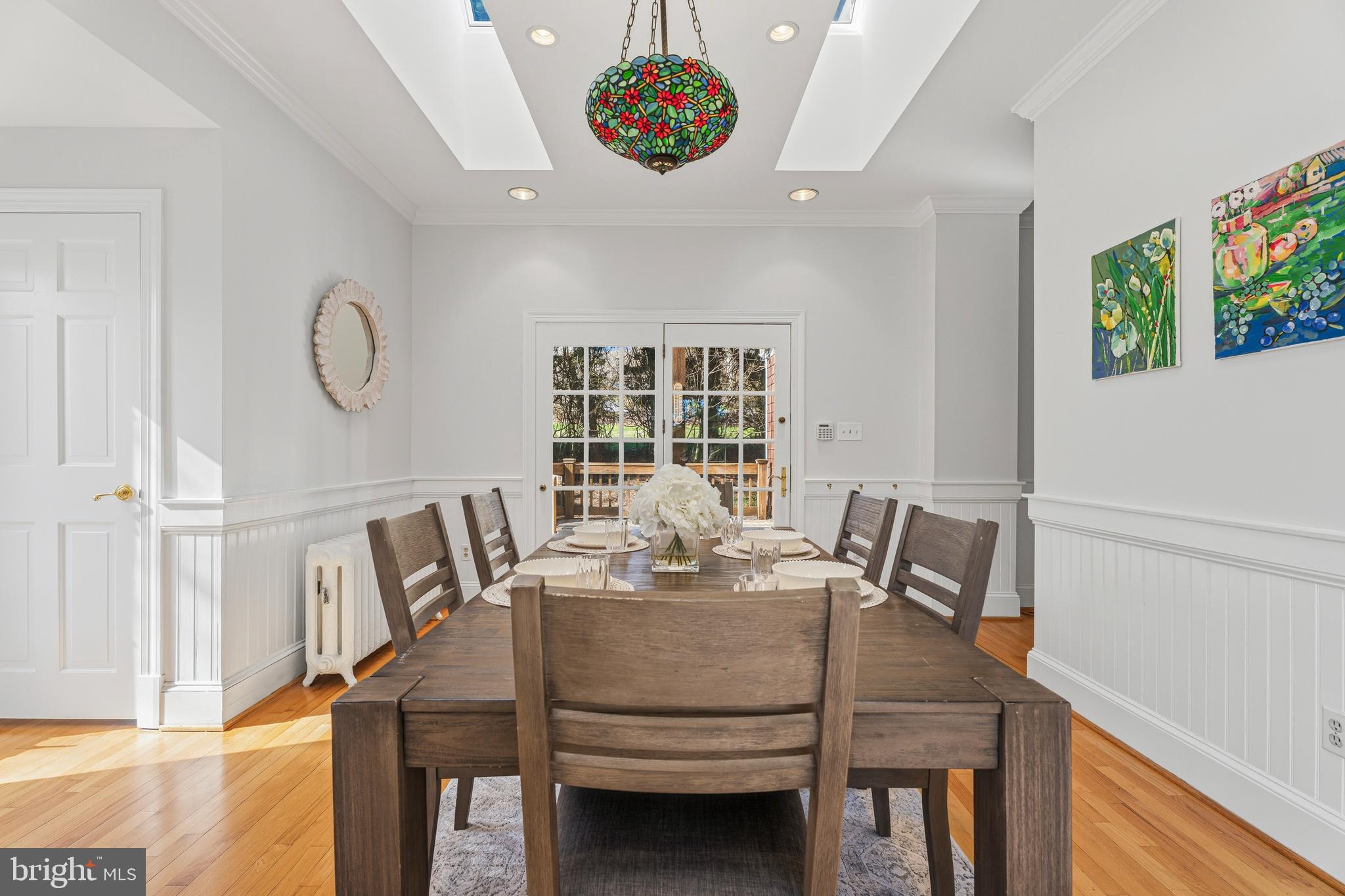 1809 Thornbury Road Baltimore, MD 21209 - Photo 15 of 38 Elegant and Charming Breakfast Room