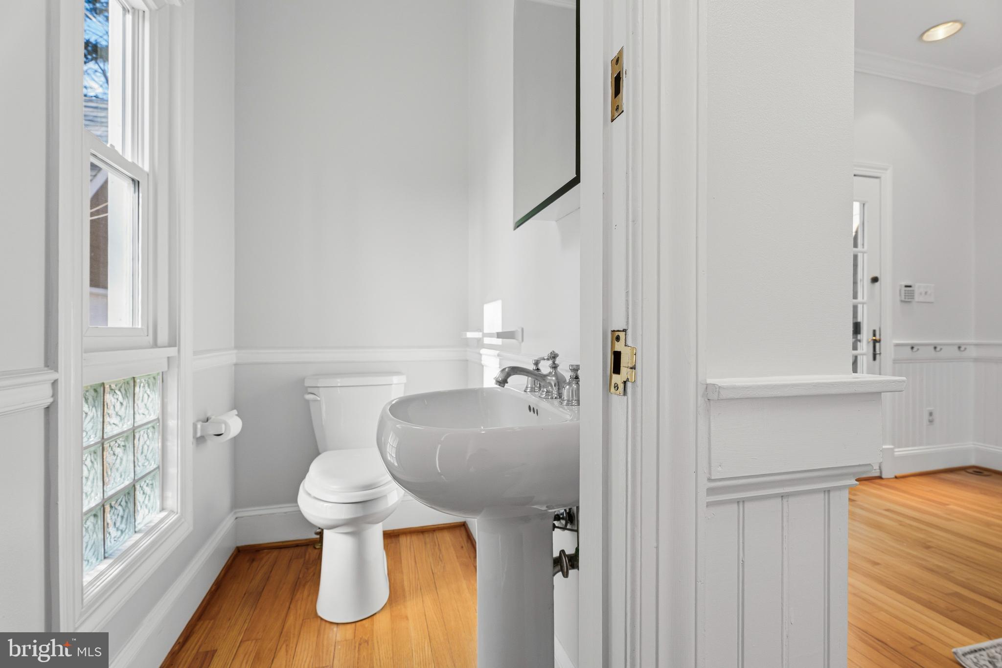 1809 Thornbury Road Baltimore, MD 21209 - Photo 17 of 38 Half Bath