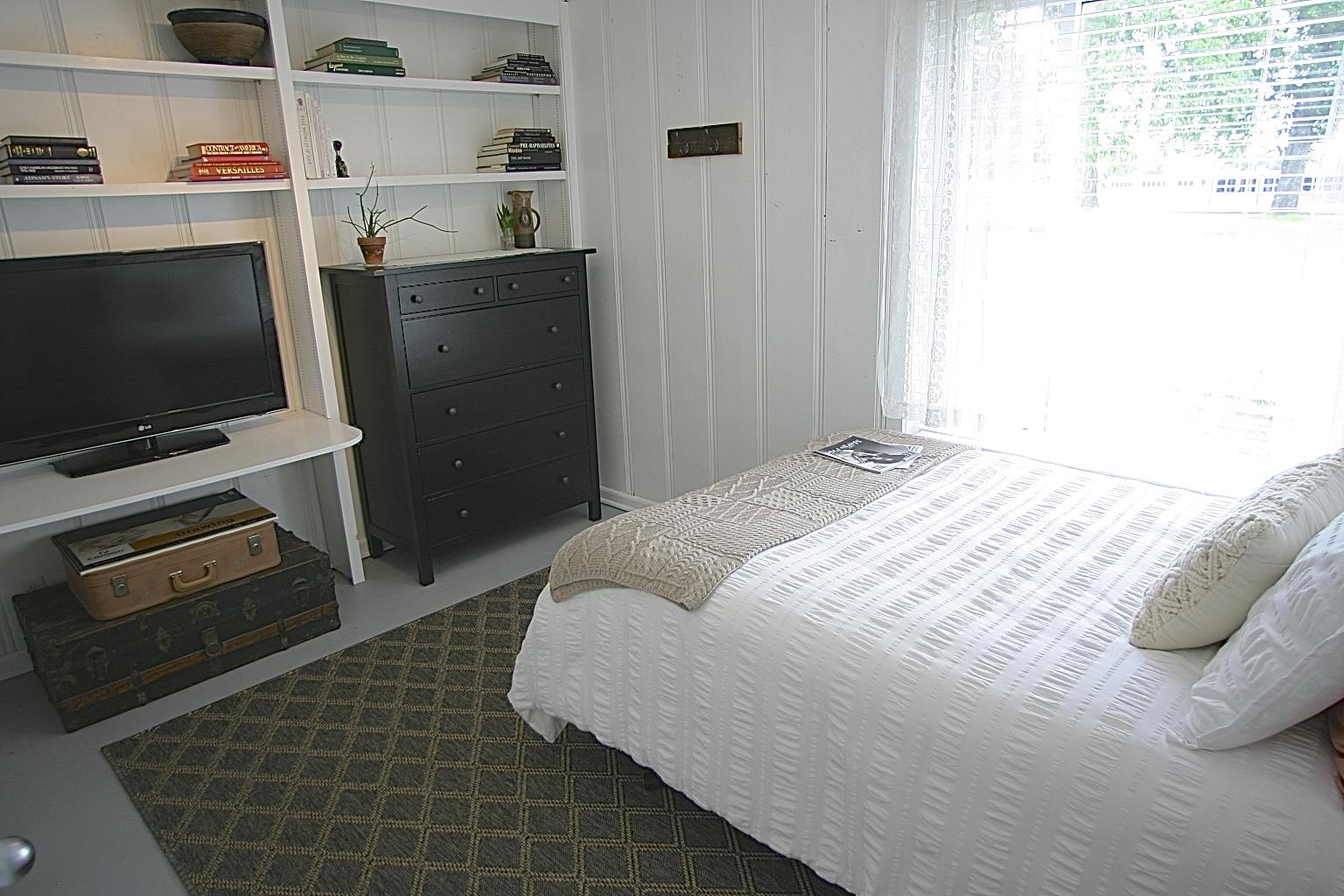 1950 Porter Road Nashville, TN 37206 - Photo 21 of 30 3rd Bedroom