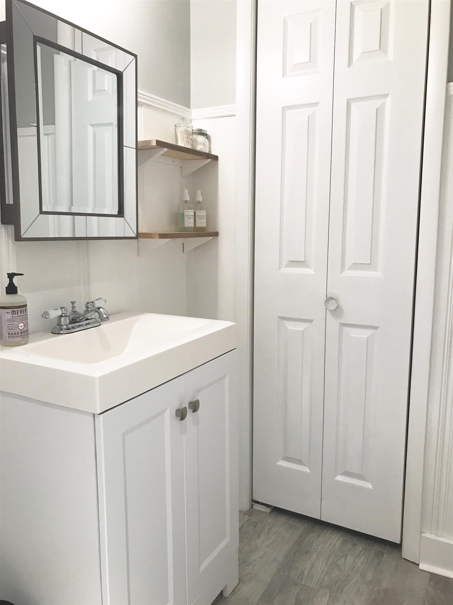 1950 Porter Road Nashville, TN 37206 - Photo 23 of 30 Full Bath #2 Tub / Shower Combo