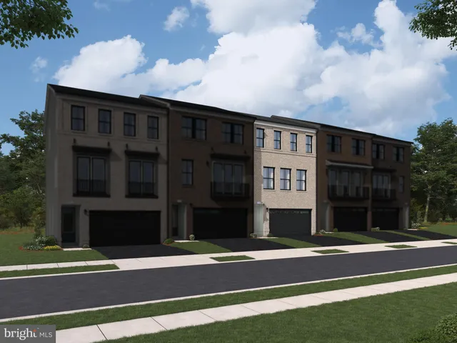 $880,130 | 13734 Aviation Place, Herndon, VA 20171