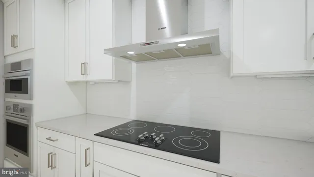 $880,130 | 13734 Aviation Place, Herndon, VA 20171