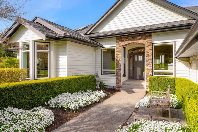 $1,850,000 | 221 Baker View Lane, Camano Island, WA 98282