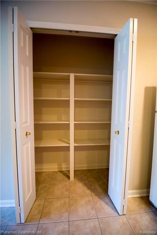 18270 West Eleven Mile Road Southfield, MI 48076 - Photo 26 of 52