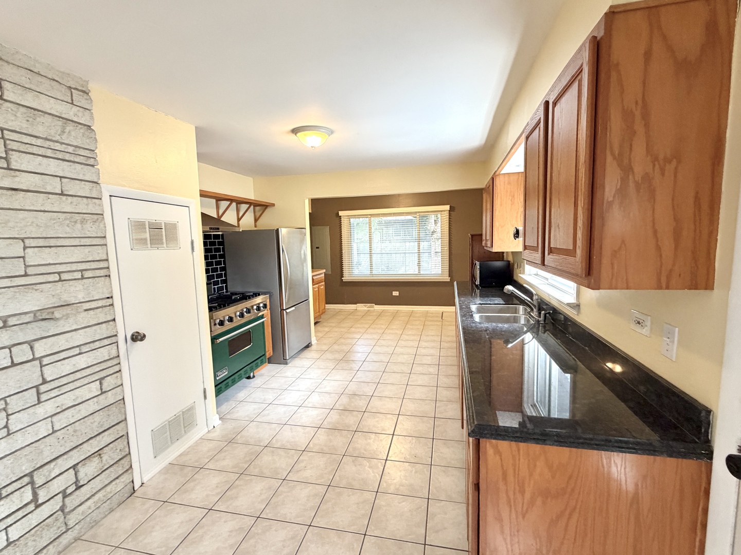 33517 North Greentree Road Grayslake, IL 60030 - Photo 5 of 15