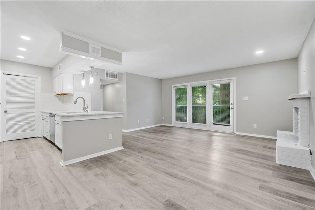 113 Tuxworth Circle Decatur, GA 30033 - Photo 11 of 39