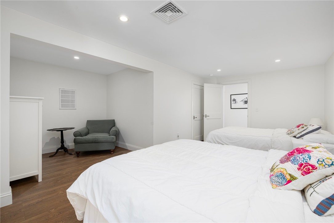 21 Ocean Heights Road Newport, RI 02840 - Photo 25 of 41