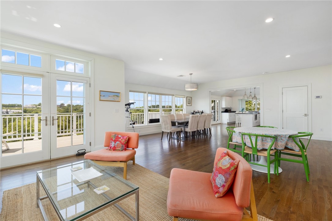 21 Ocean Heights Road Newport, RI 02840 - Photo 7 of 41