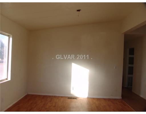 300 West Blosser Ranch Road Pahrump, NV 89060 - Photo 7 of 17 Dining Room.