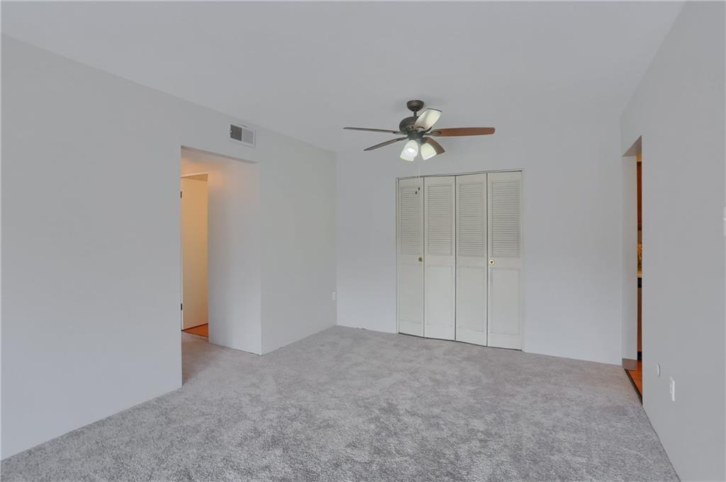 220 Coraopolis Road, Unit 10 Coraopolis, PA 15108 - Photo 14 of 42