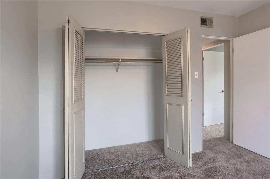 220 Coraopolis Road, Unit 10 Coraopolis, PA 15108 - Photo 30 of 42