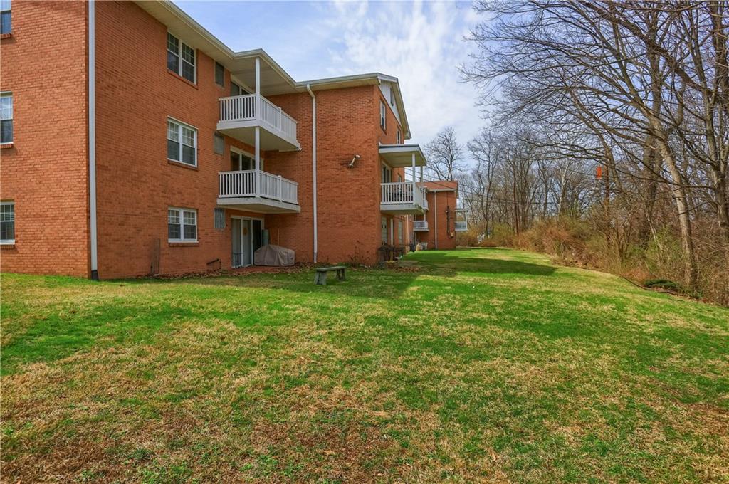 220 Coraopolis Road, Unit 10 Coraopolis, PA 15108 - Photo 40 of 42